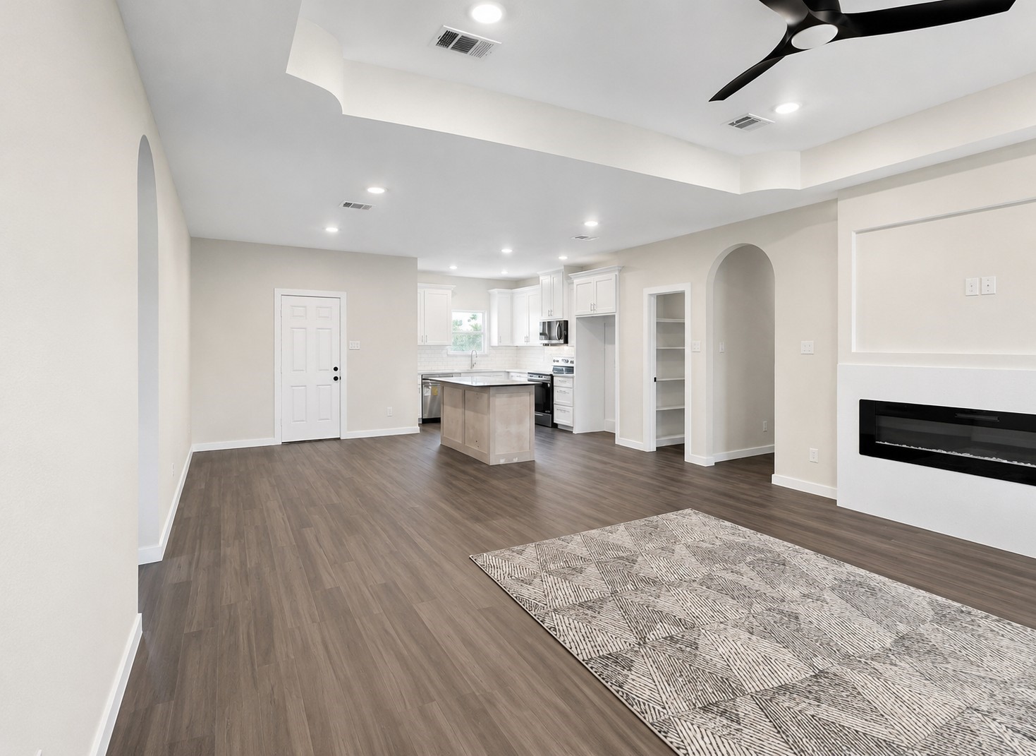 740 Section House Road Alma TX 75119