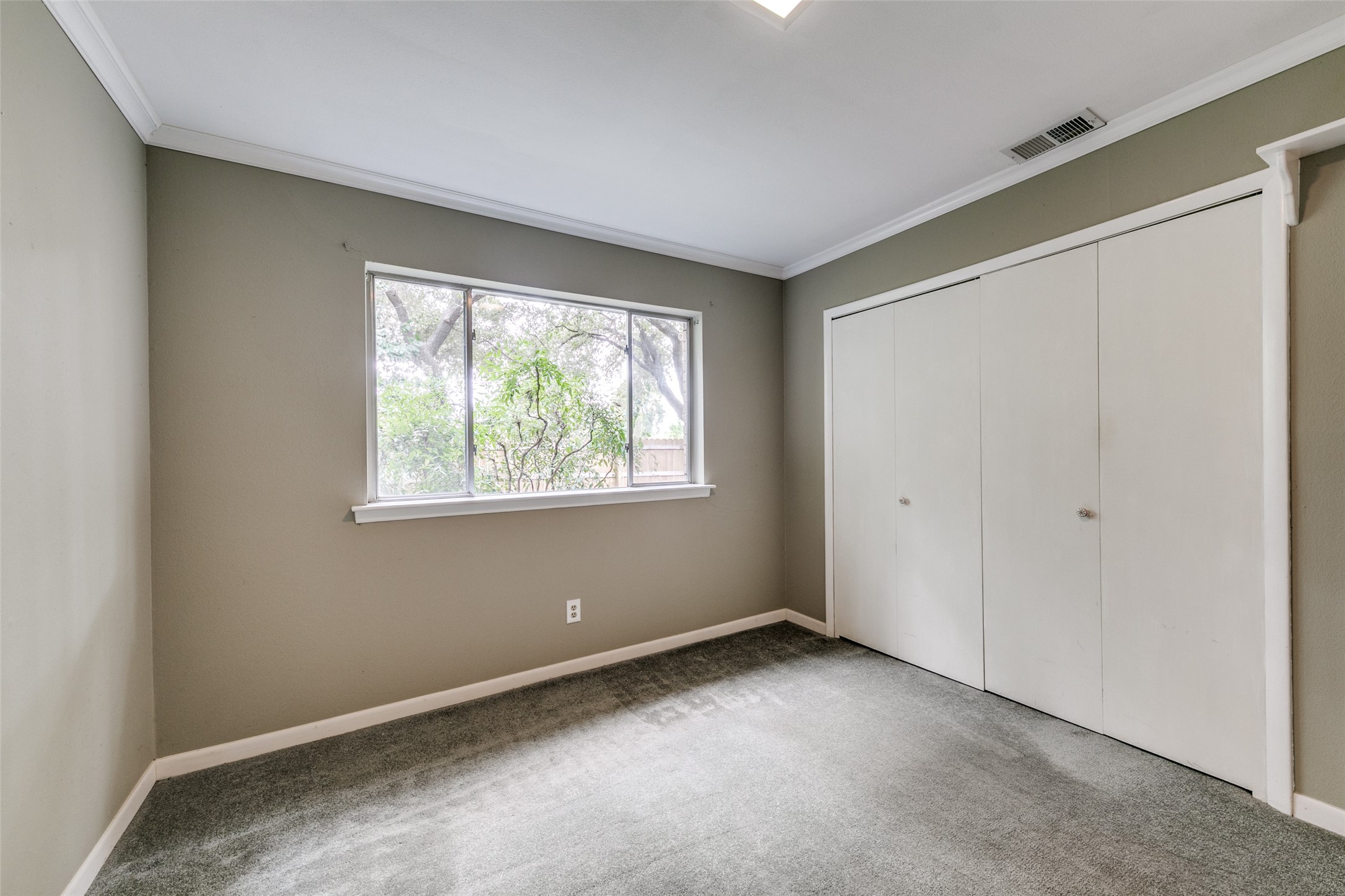2718 Running Brook Lane Dallas TX 75228