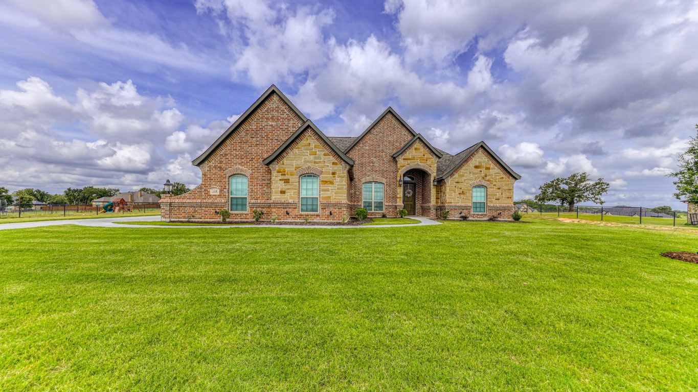 128 Bluff Ridge Court Paradise TX 76073