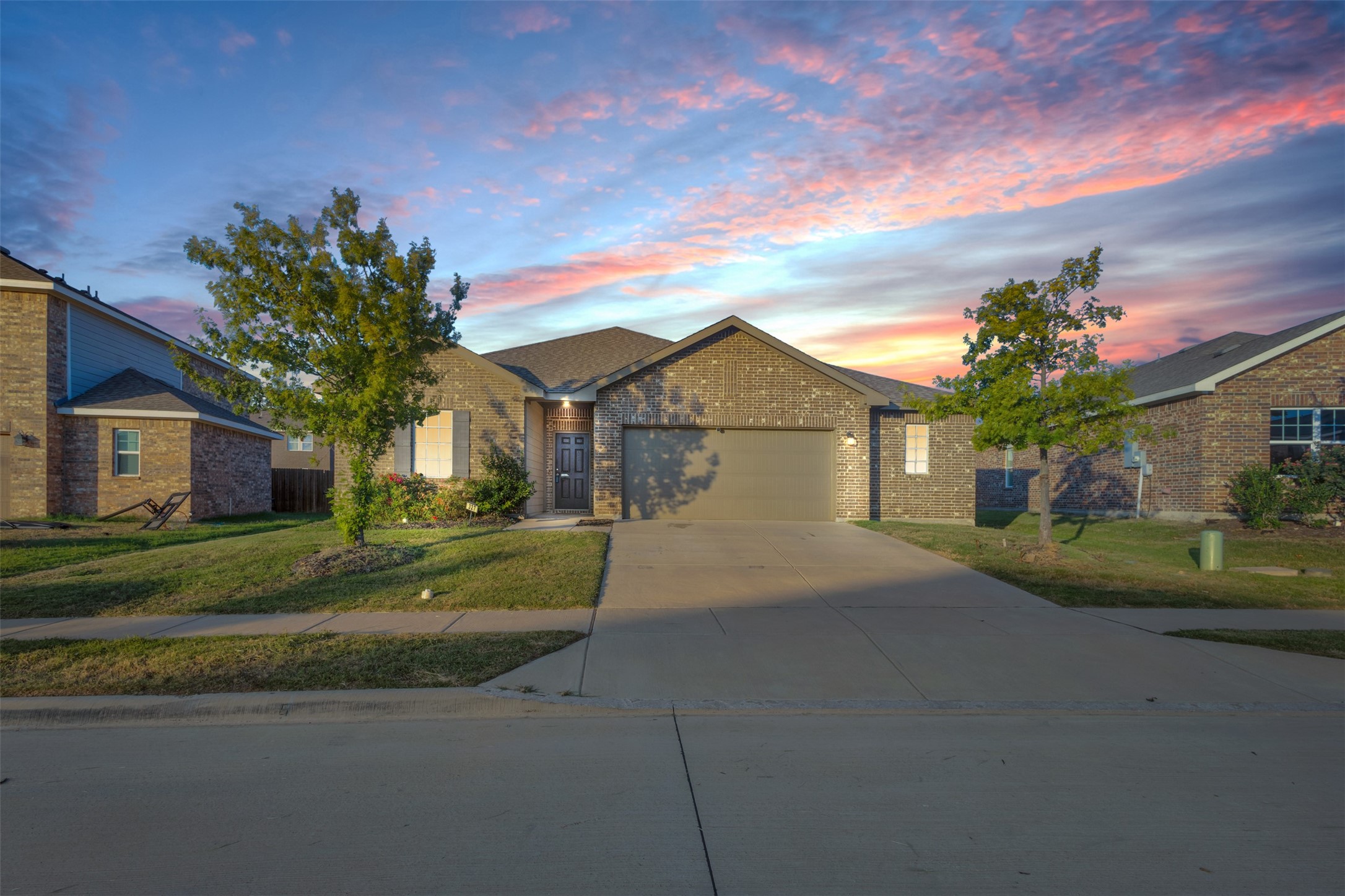 327 Gypsum Lane Glenn Heights TX 75154