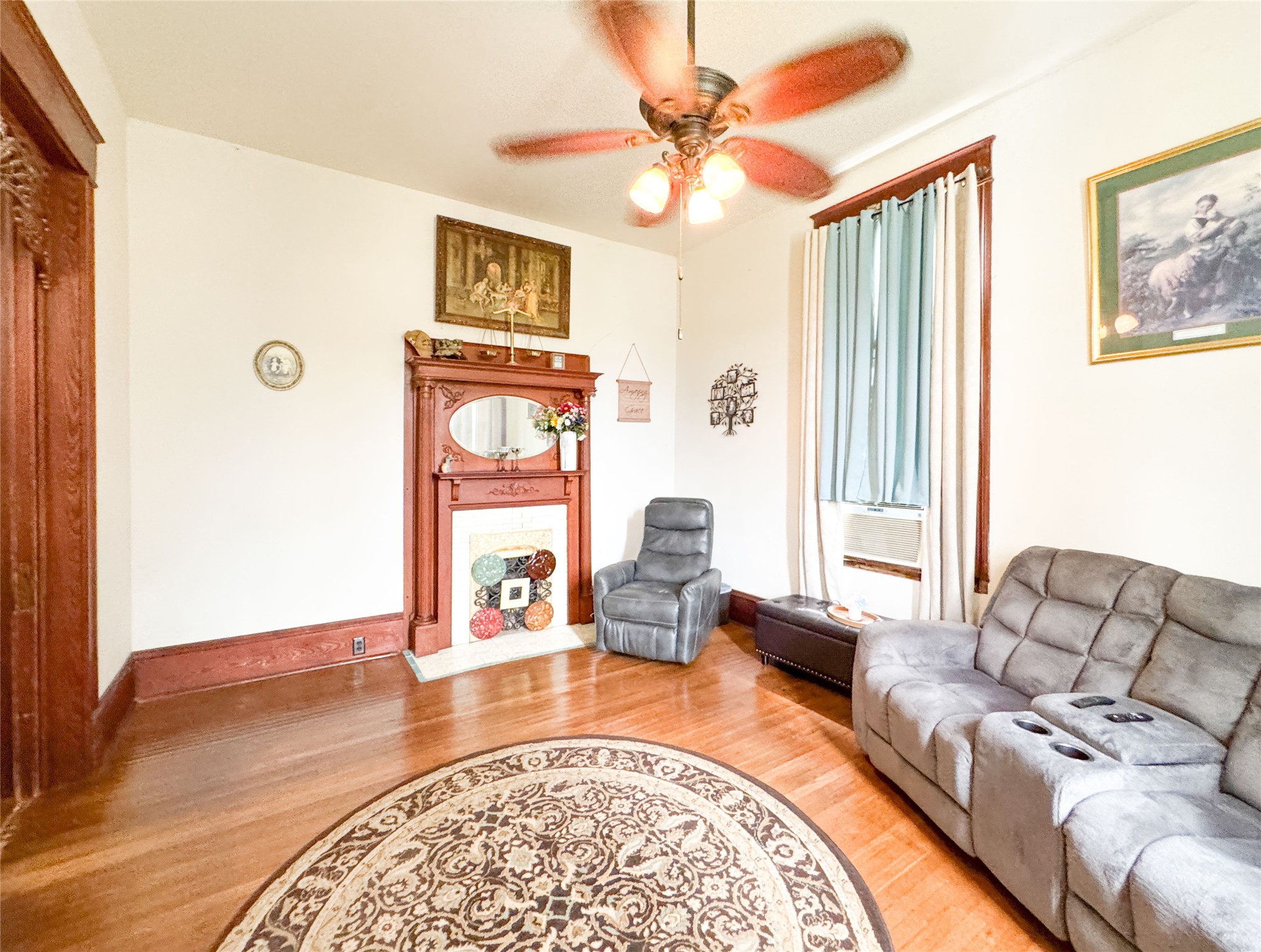 711 W 6th Street Cisco TX 76437