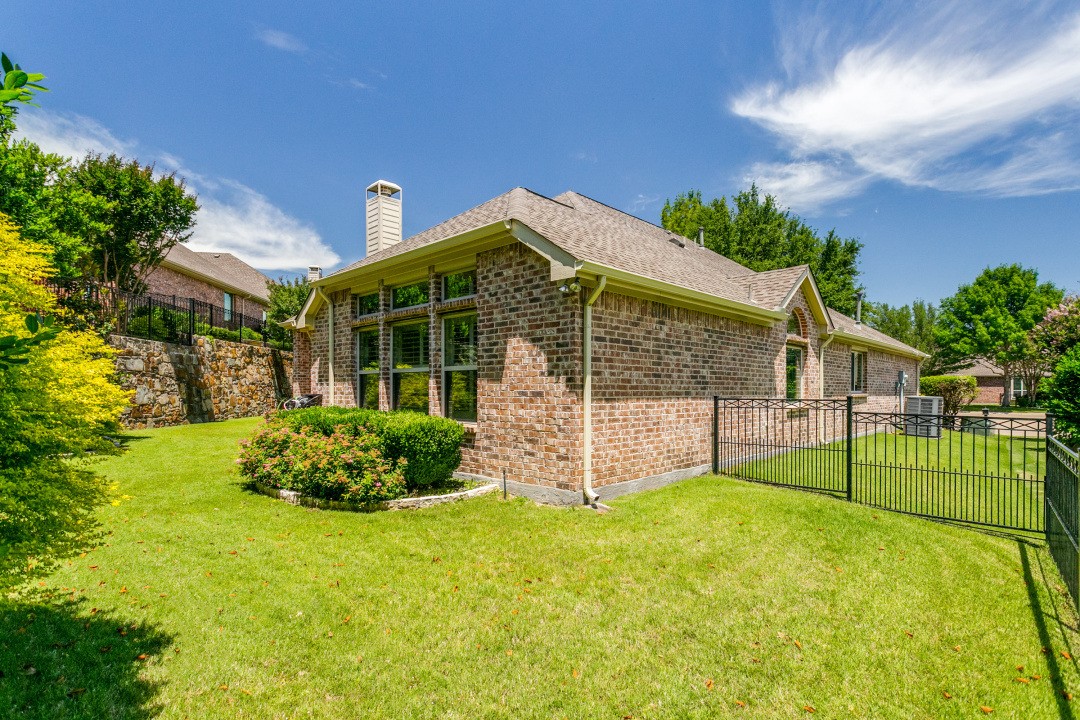 1009 Shoal Creek Court Fairview TX 75069