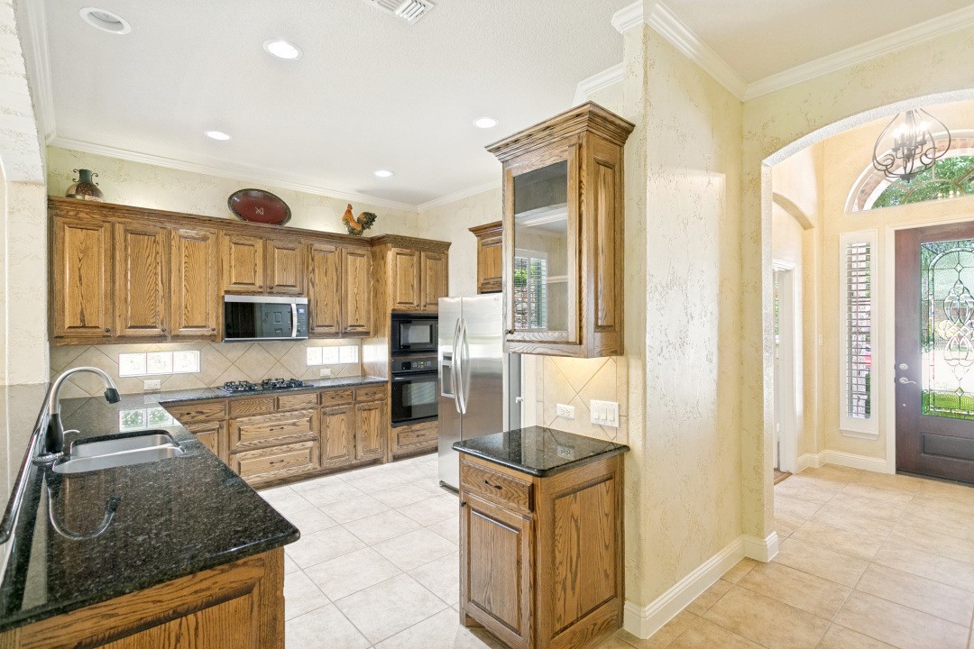 1009 Shoal Creek Court Fairview TX 75069