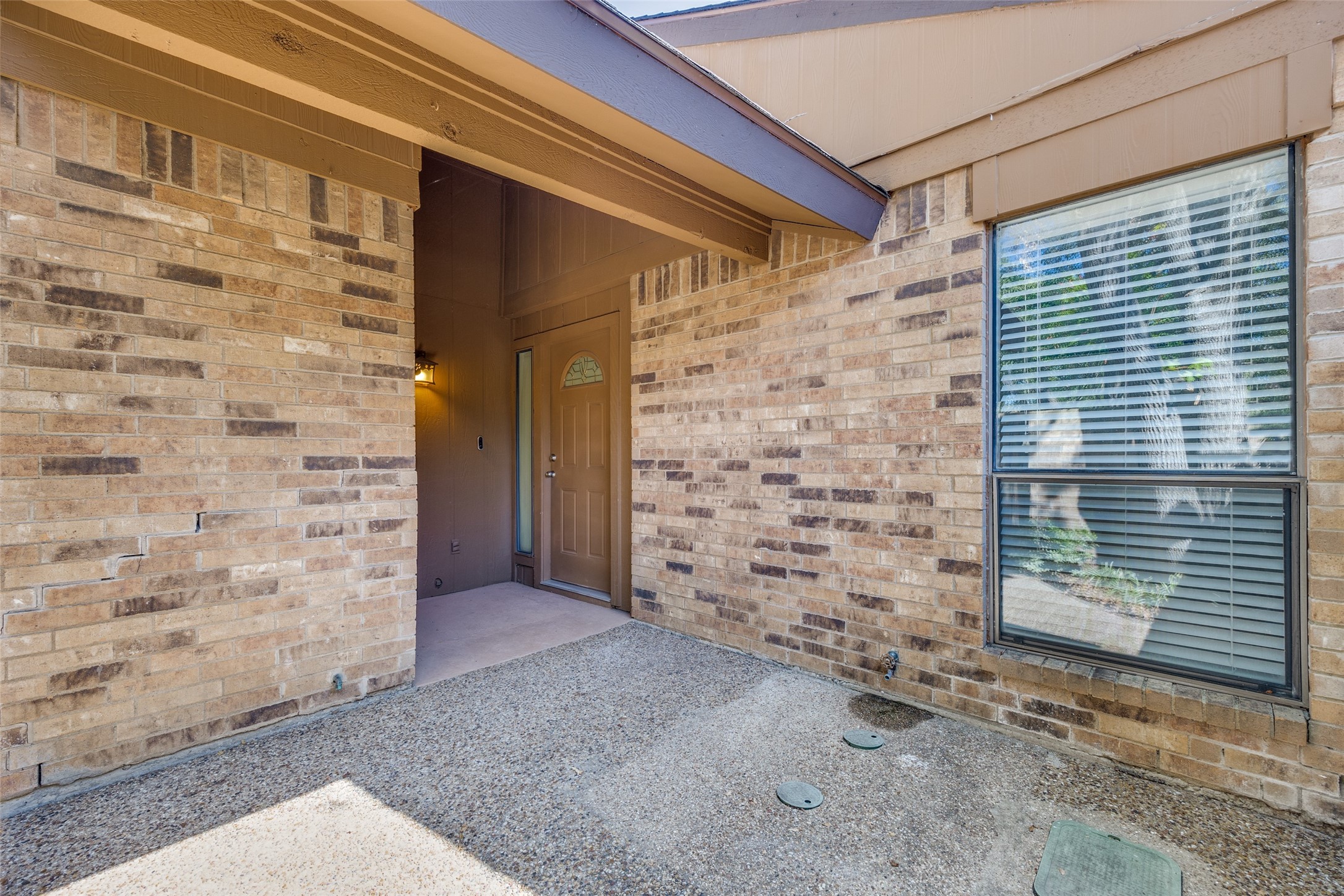 3255 Whispering Oak Farmers Branch TX 75234
