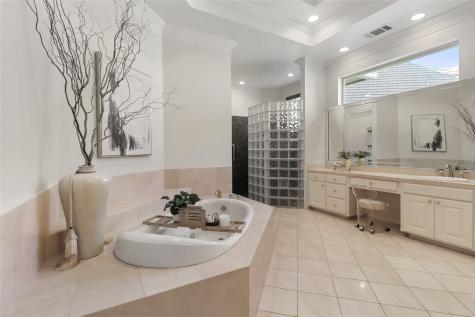 5819 Coolwater Cove Dallas TX 75252