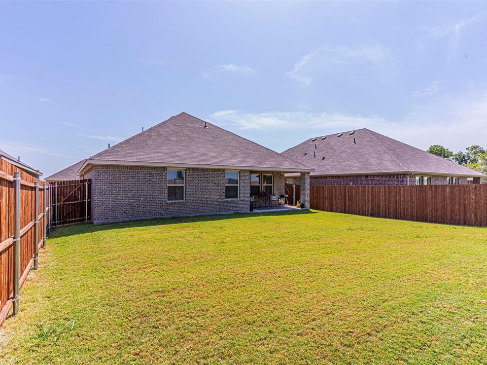 3307 Knoll Drive Ennis TX 75119