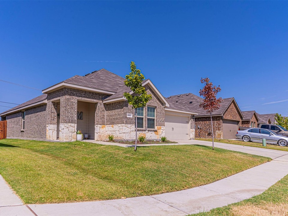 3307 Knoll Drive Ennis TX 75119