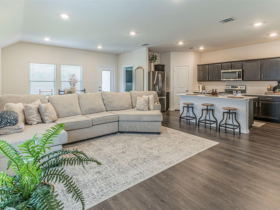 3307 Knoll Drive Ennis TX 75119