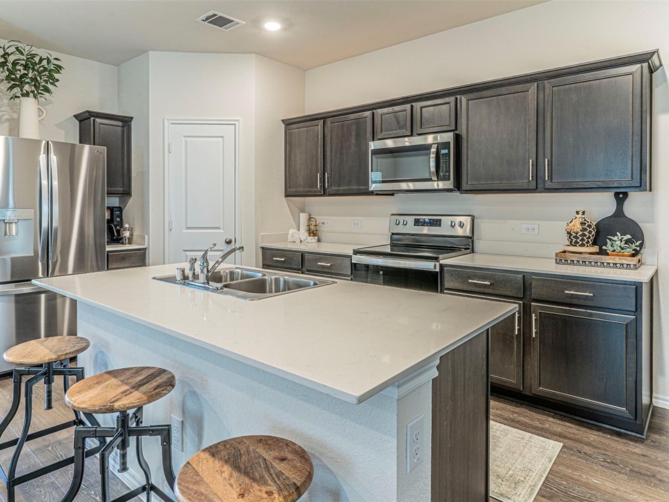 3307 Knoll Drive Ennis TX 75119