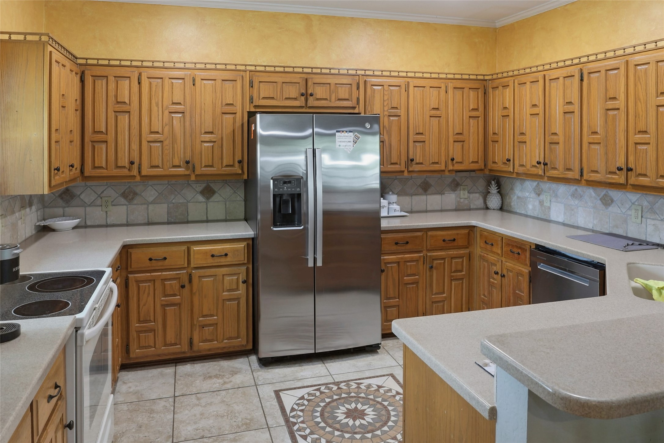 613 Regina Drive Hewitt TX 76643