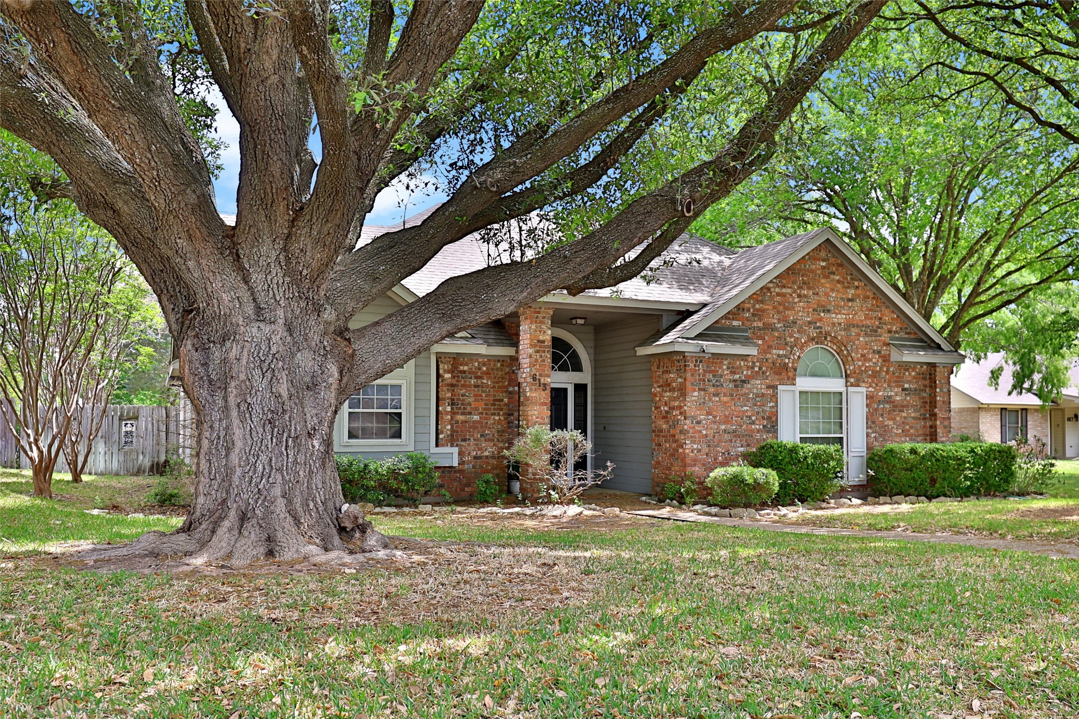 613 Regina Drive Hewitt TX 76643