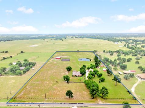 1401 Vz County Road 3411 Wills Point TX 75169