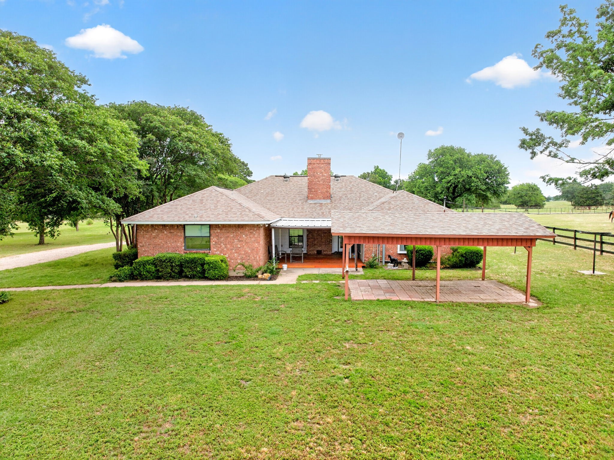 1401 Vz County Road 3411 Wills Point TX 75169