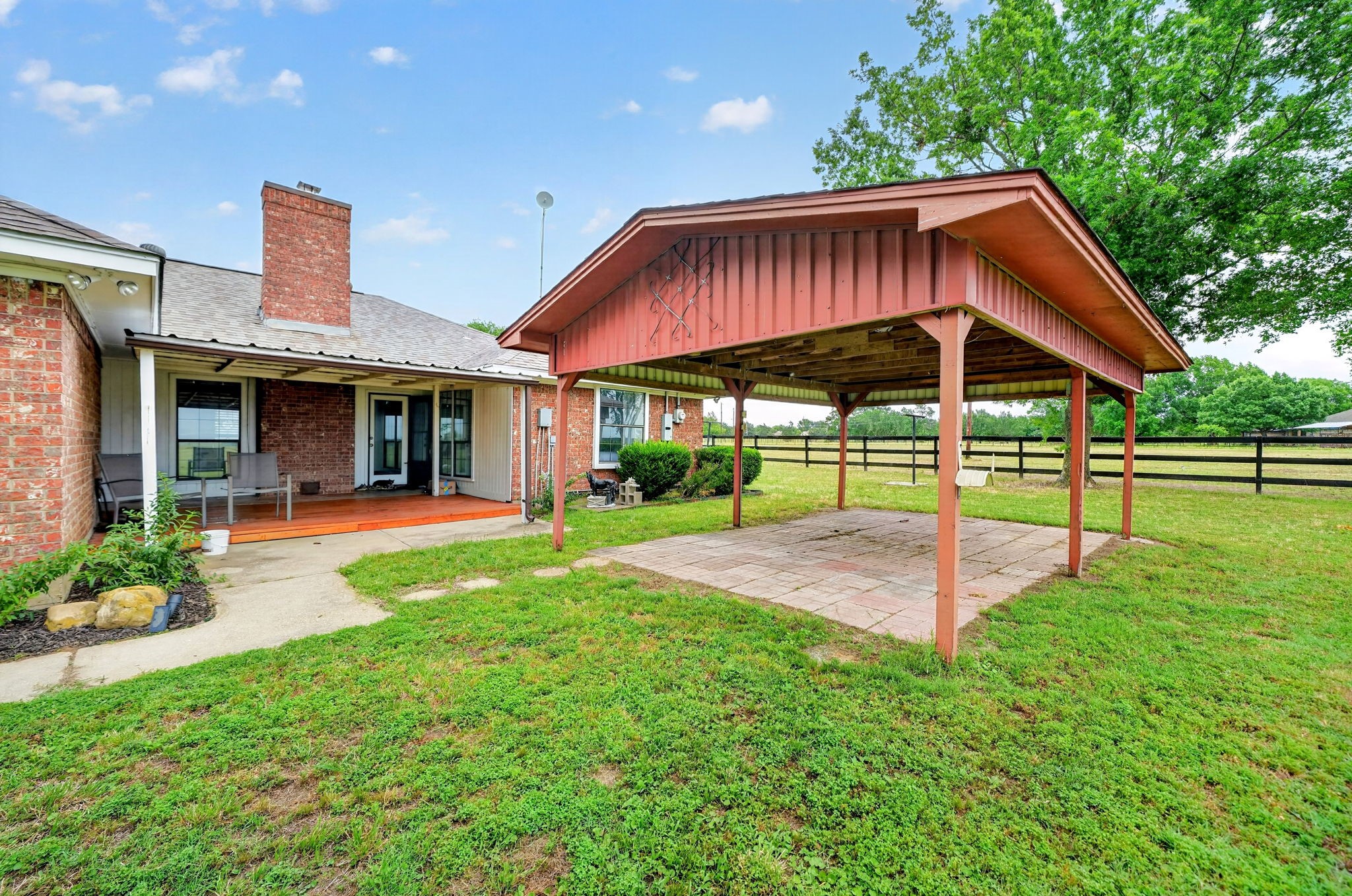 1401 Vz County Road 3411 Wills Point TX 75169