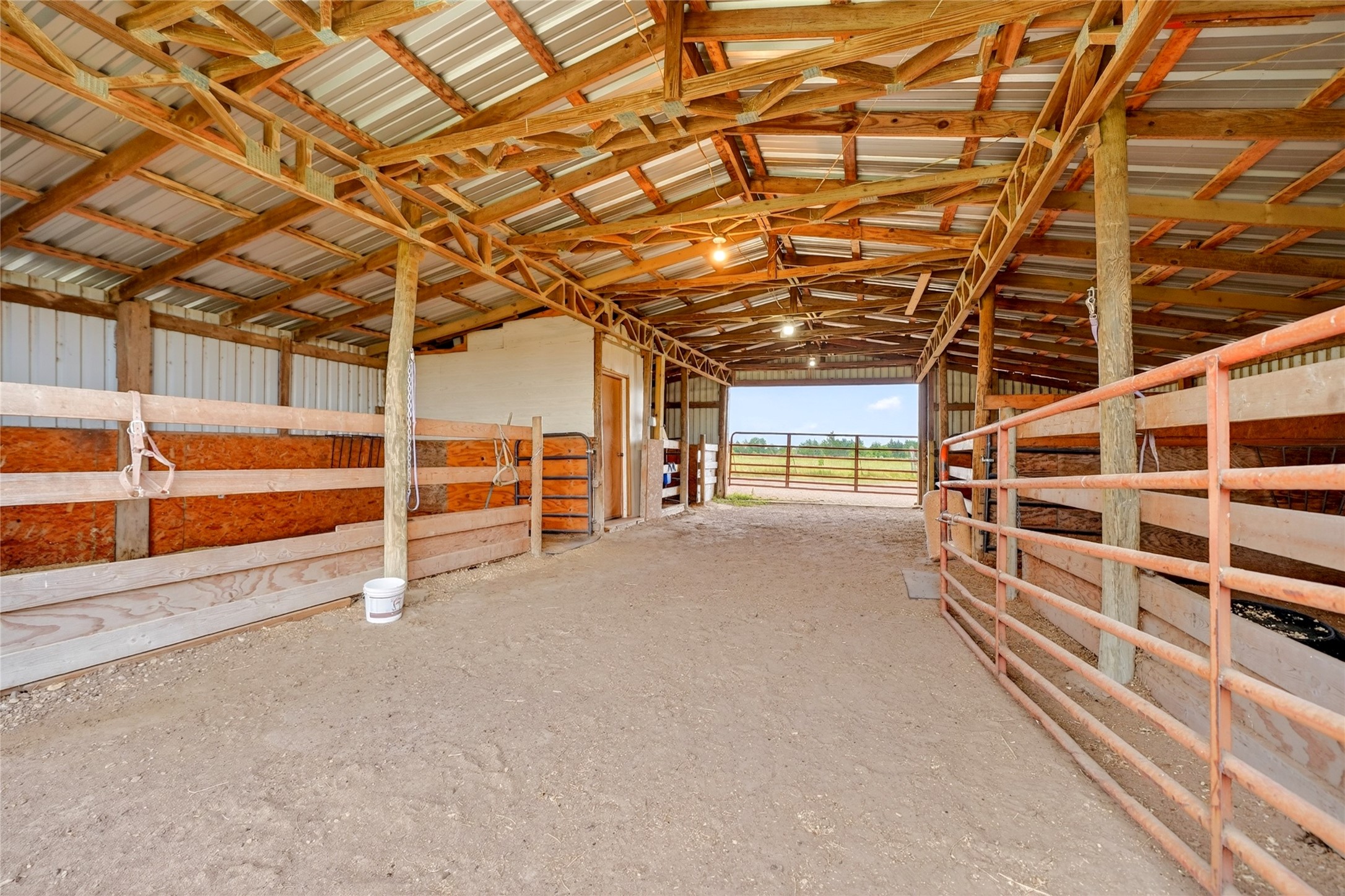 1401 Vz County Road 3411 Wills Point TX 75169