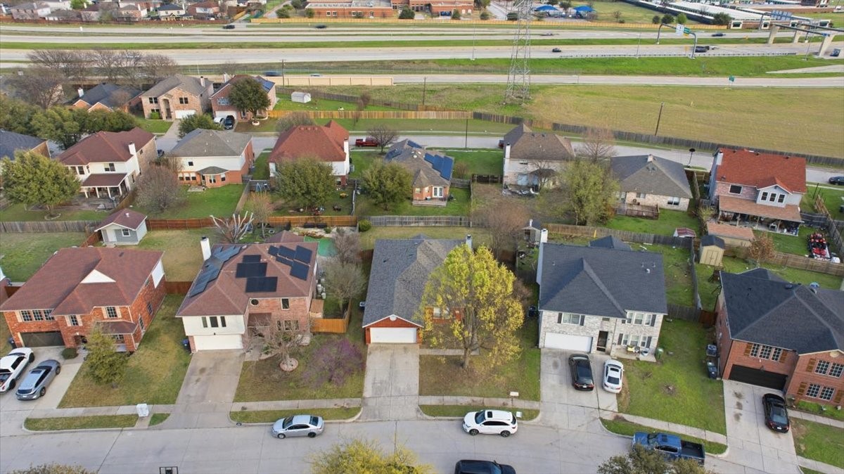 2208 Bantry Lane Arlington TX 76002