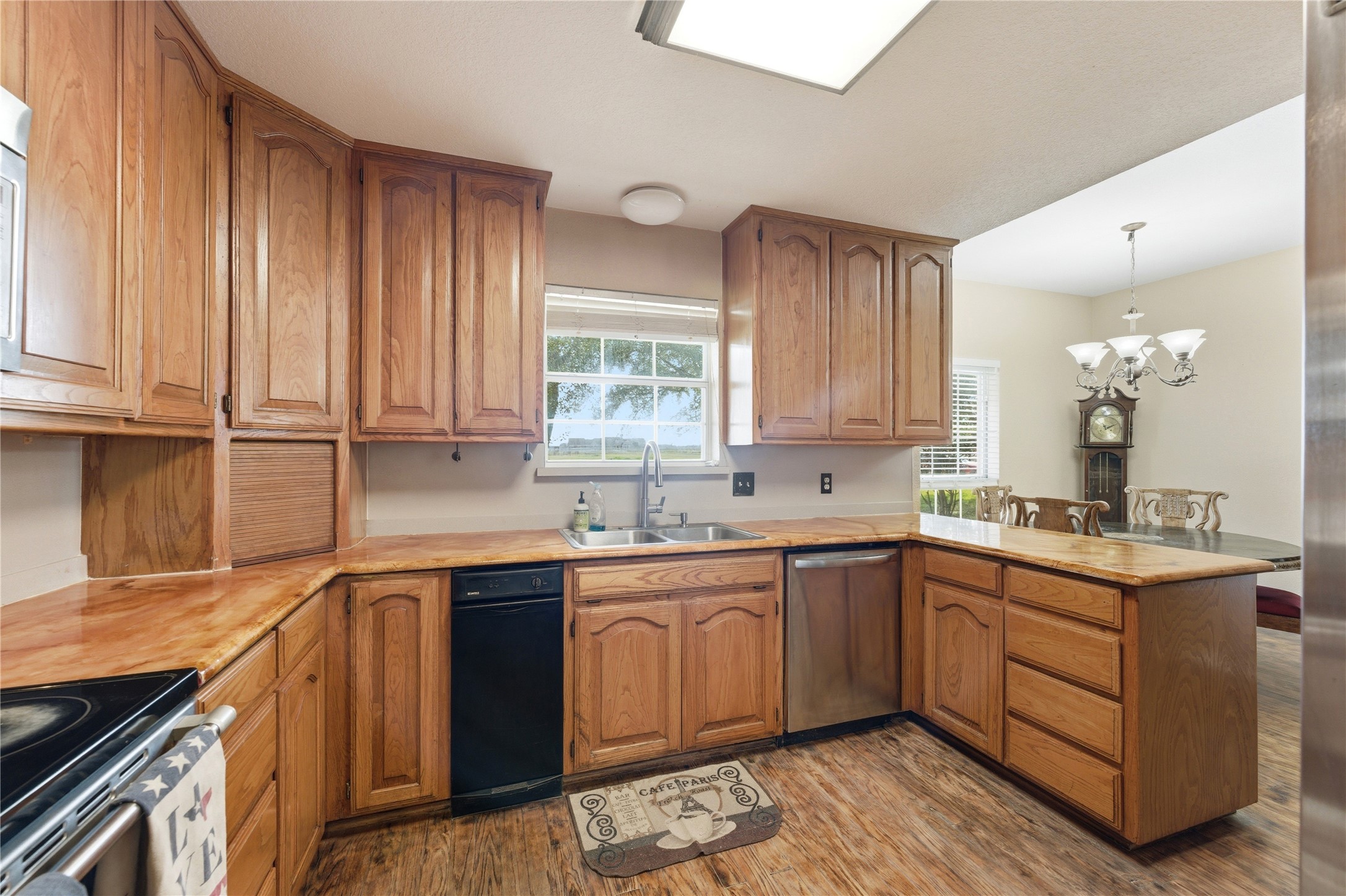 14529 County Road 511 Venus TX 76084