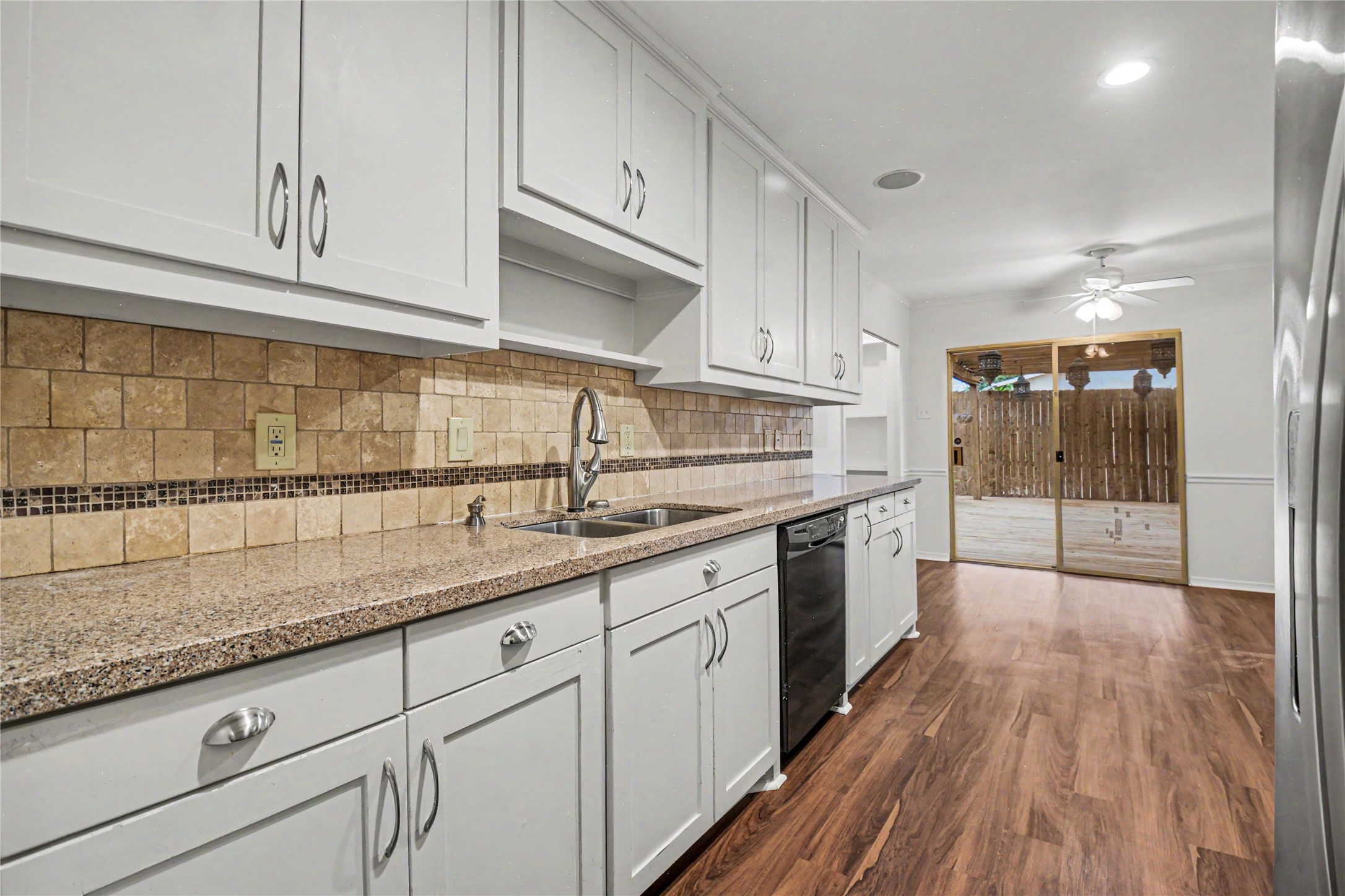 2905 Arcadia Lane Carrollton TX 75007