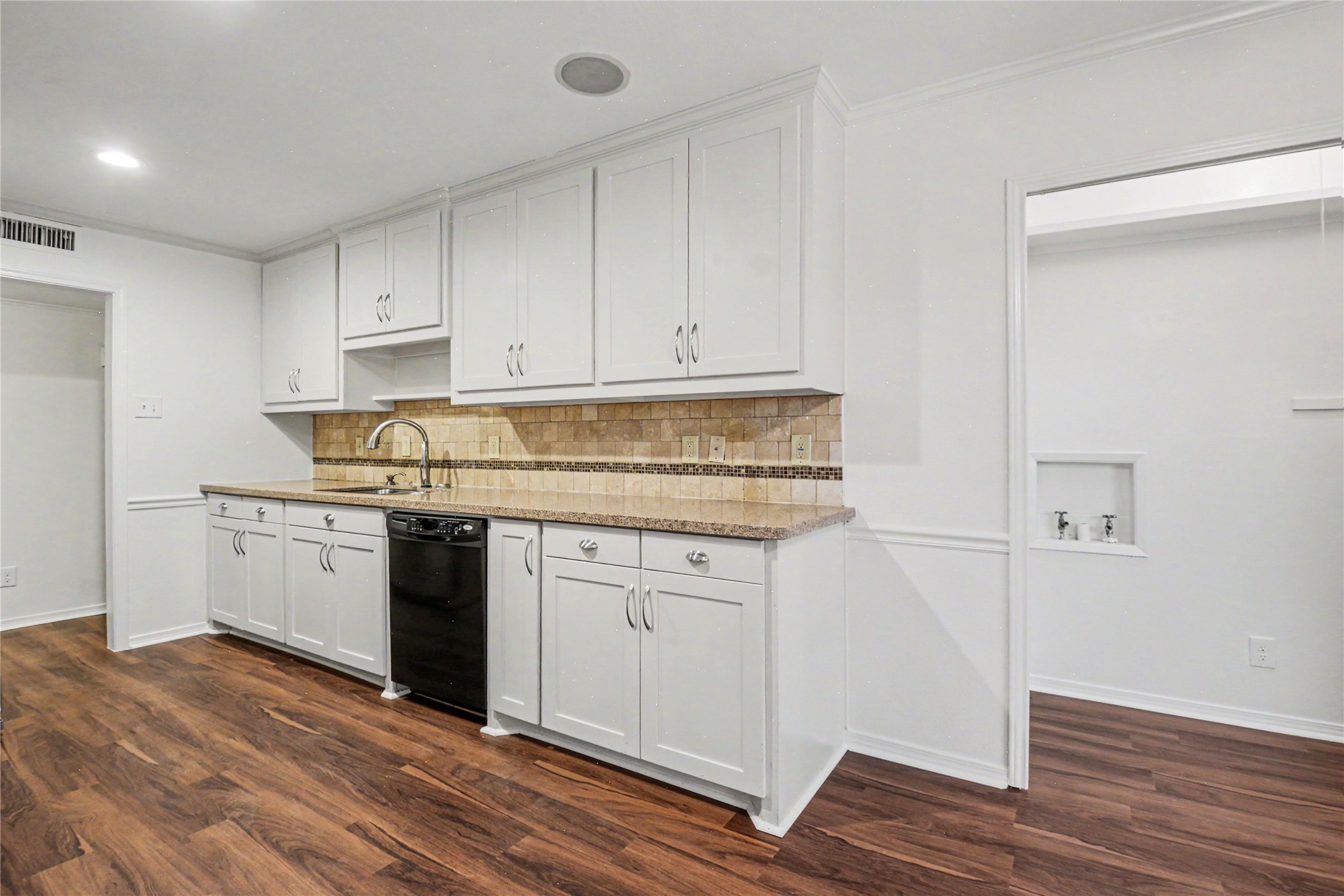 2905 Arcadia Lane Carrollton TX 75007