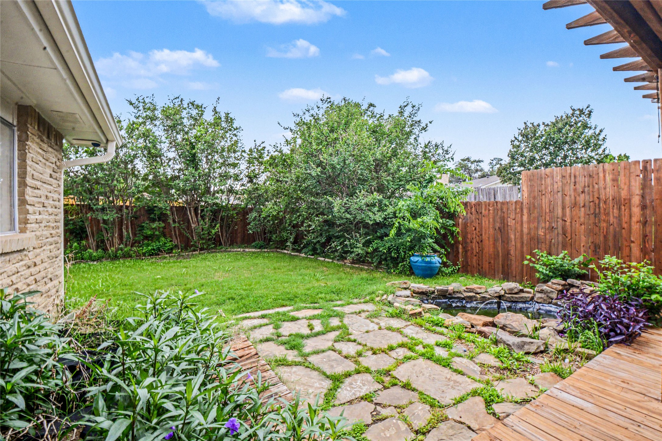 2905 Arcadia Lane Carrollton TX 75007