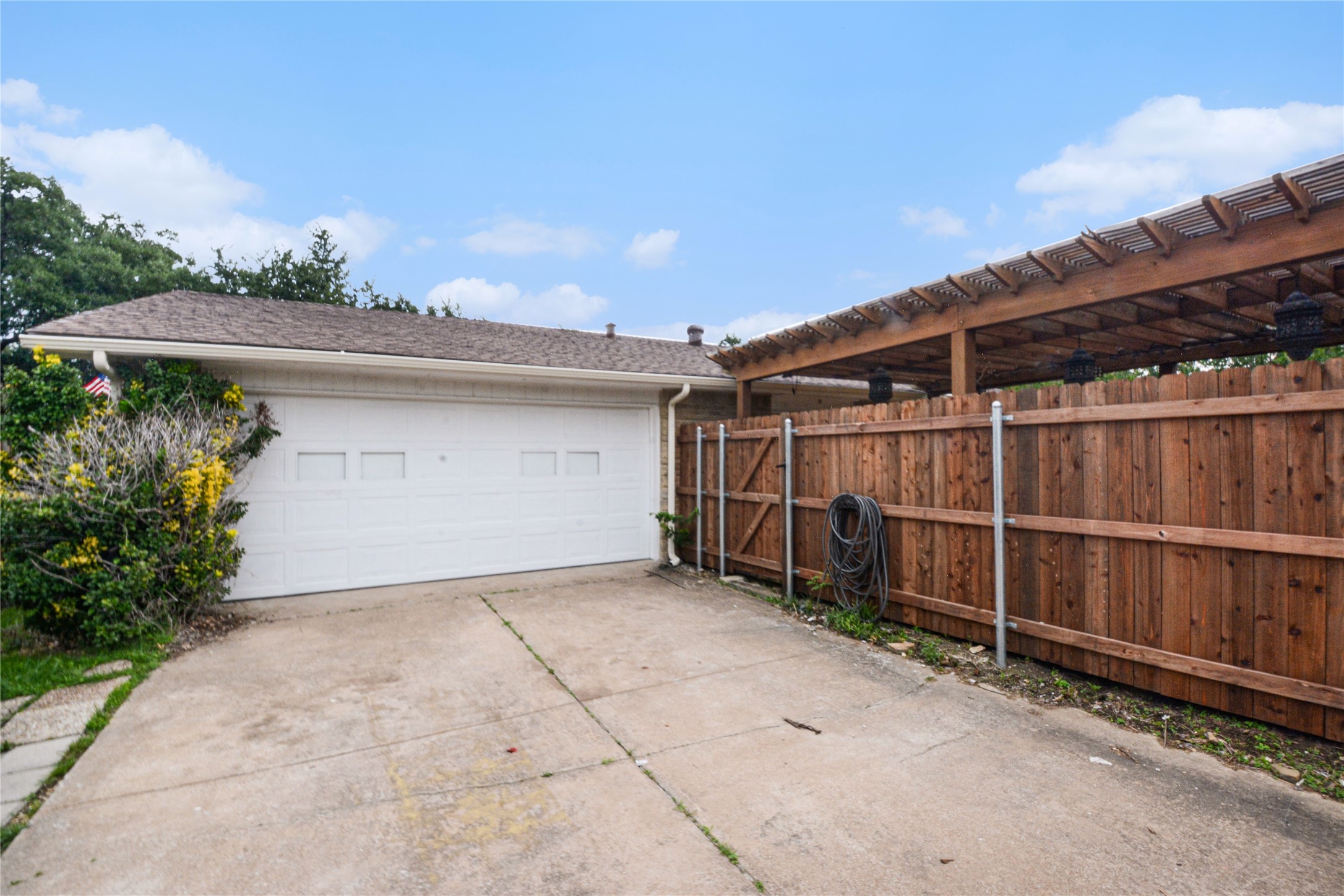 2905 Arcadia Lane Carrollton TX 75007