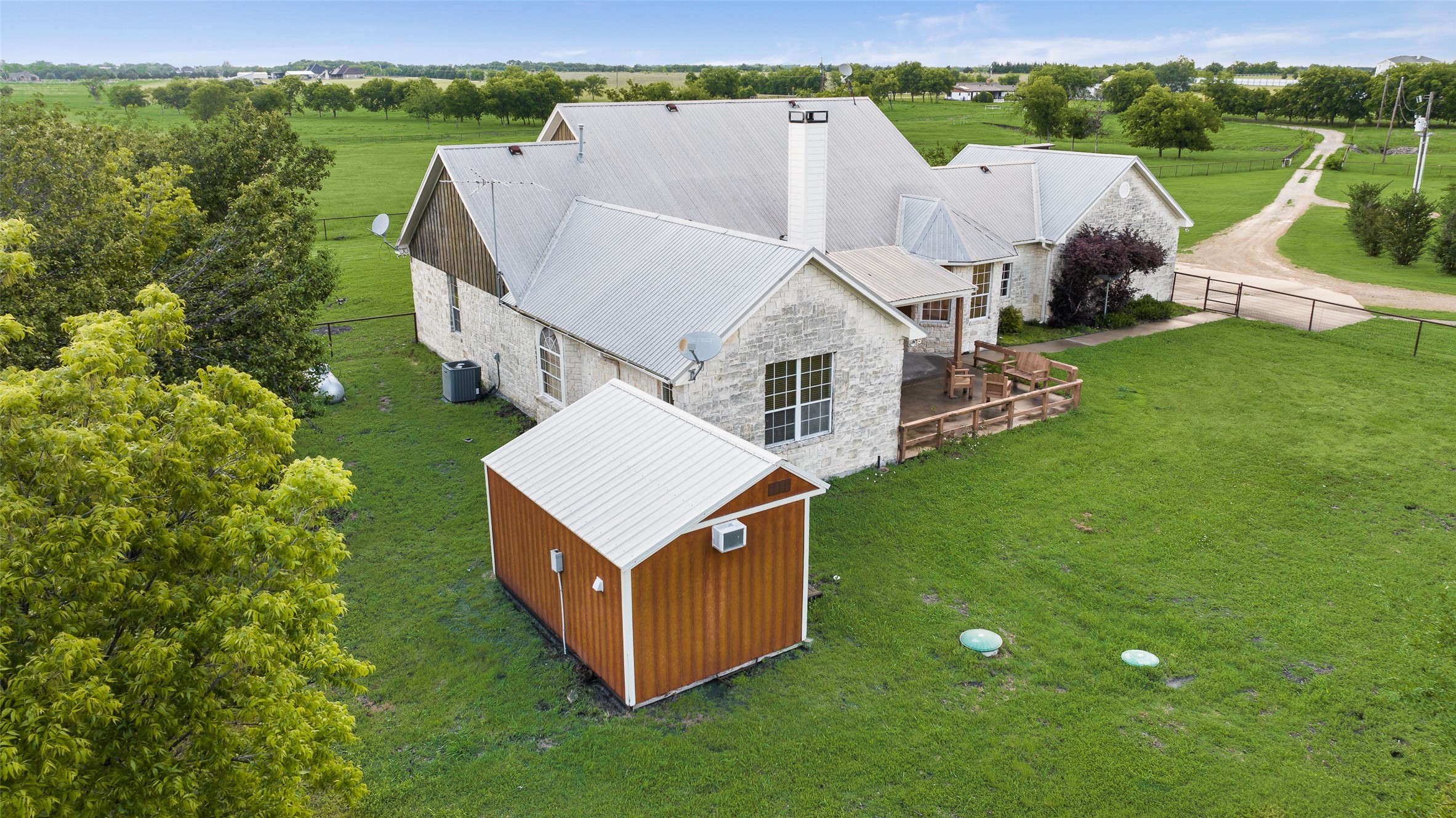 9757 Neal Road Forney TX 75126