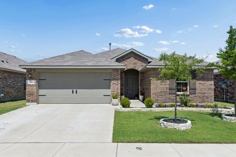 16616 Porterfield Lane Justin TX 76247