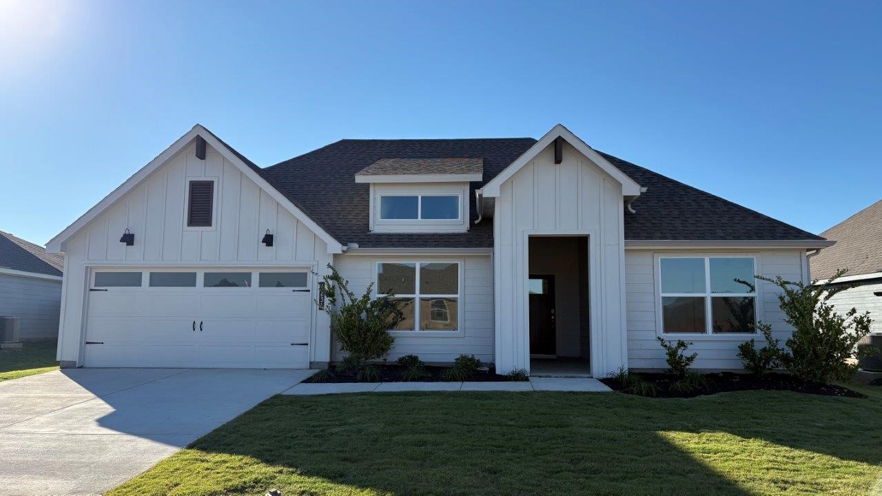 4206 Cornerstone Circle Granbury TX 76048