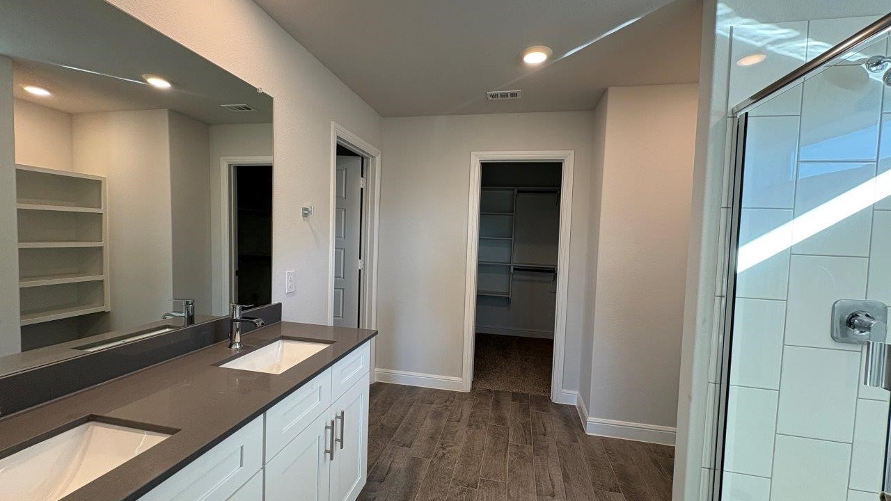 4206 Cornerstone Circle Granbury TX 76048