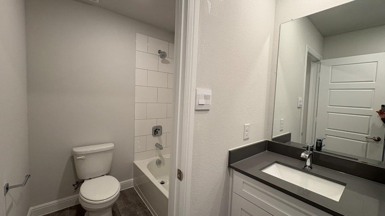4206 Cornerstone Circle Granbury TX 76048
