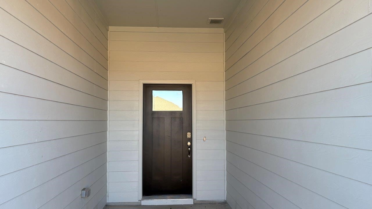 4206 Cornerstone Circle Granbury TX 76048