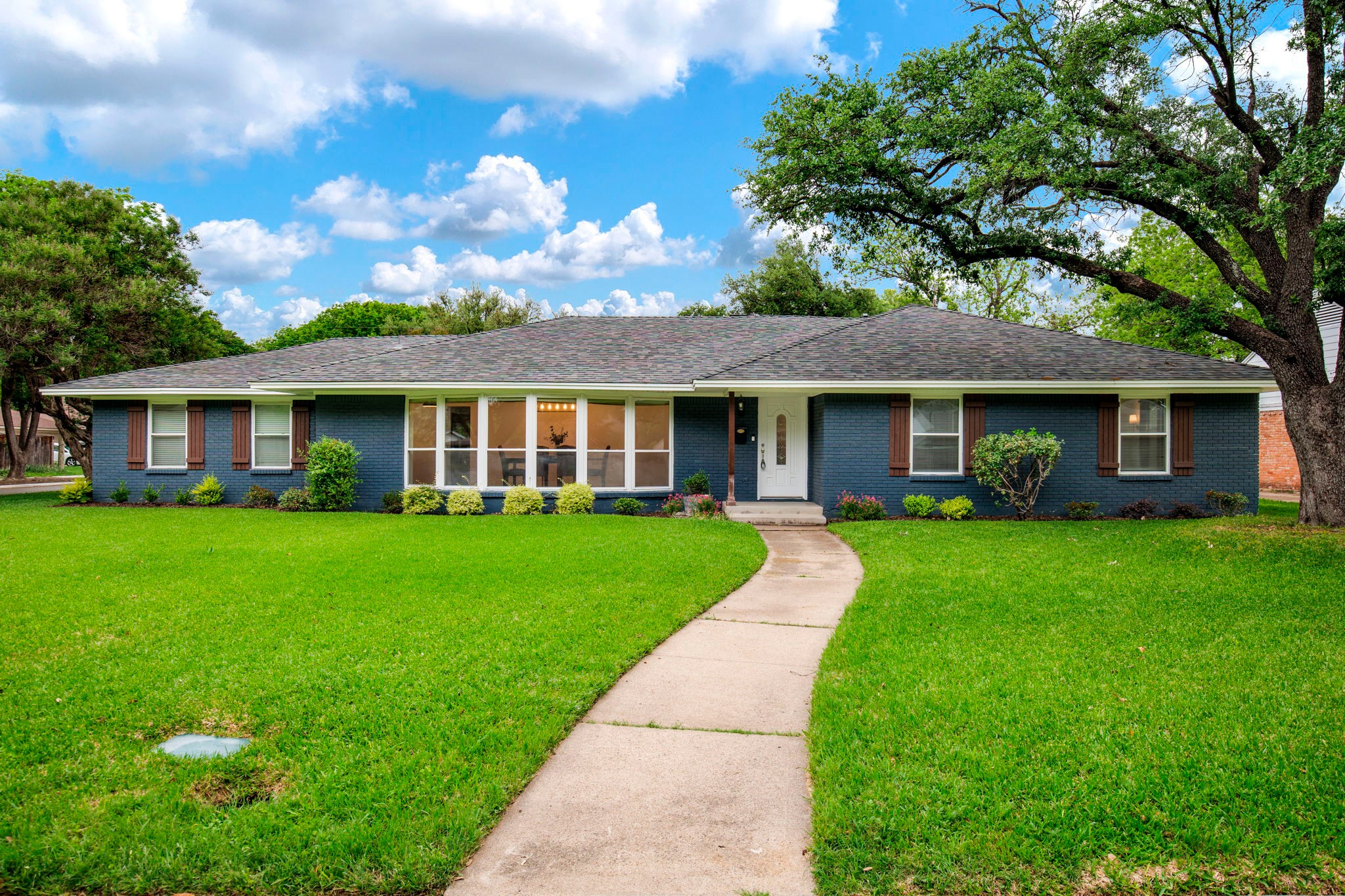 3001 Lavita Lane Farmers Branch TX 75234