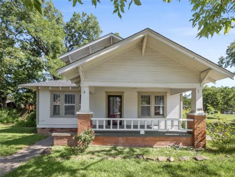 104 E Houston Street Leonard TX 75452