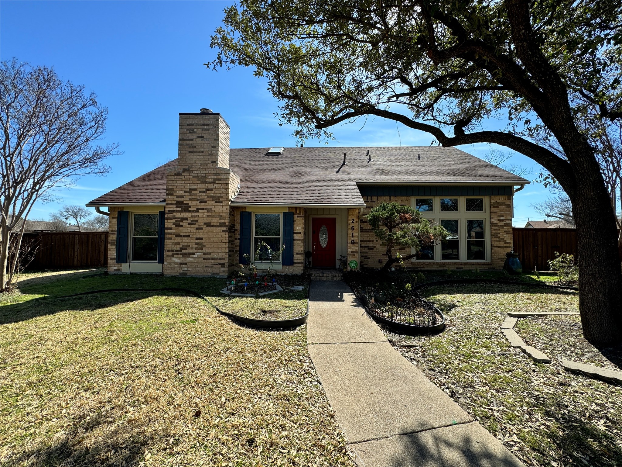 2610 Fallcreek Circle Carrollton TX 75006