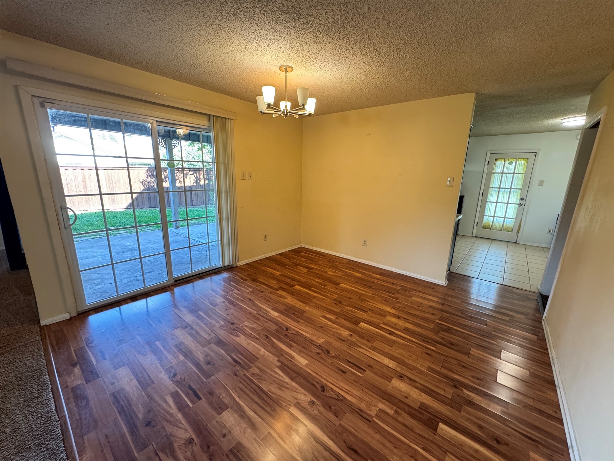2610 Fallcreek Circle Carrollton TX 75006