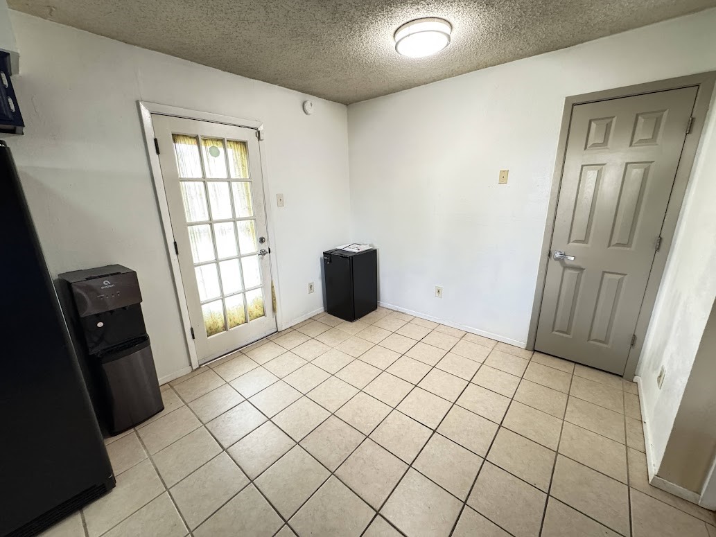 2610 Fallcreek Circle Carrollton TX 75006