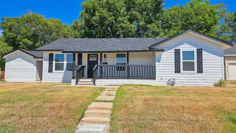 904 W 7th Street Bonham TX 75418