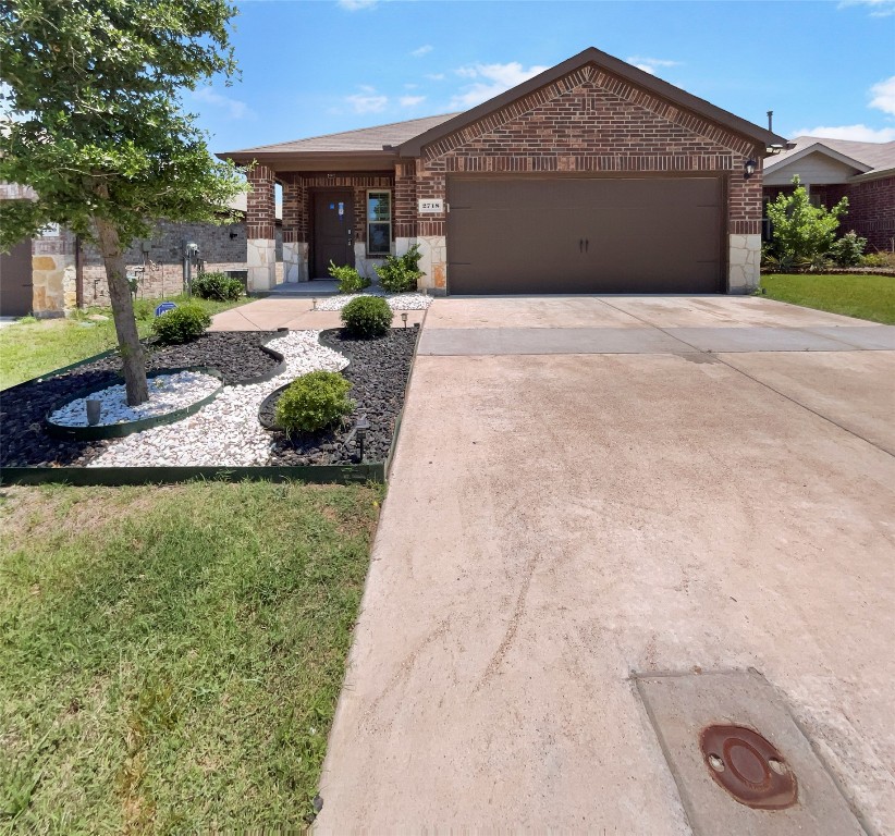 2718 Blackbuck Court Crandall TX 75114