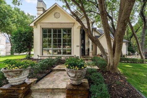 2602 Woods Lane Garland TX 75044