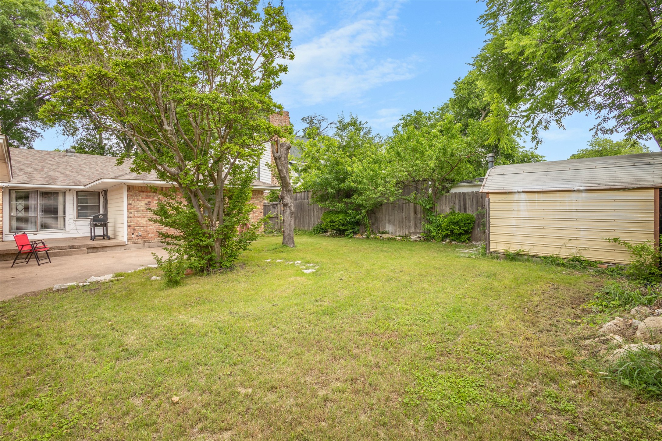 214 S Alexander Avenue Duncanville TX 75116
