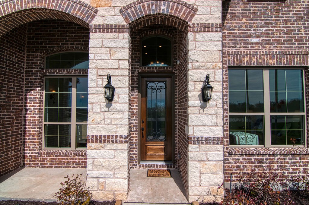 5913 Hightower Street Aubrey TX 76227
