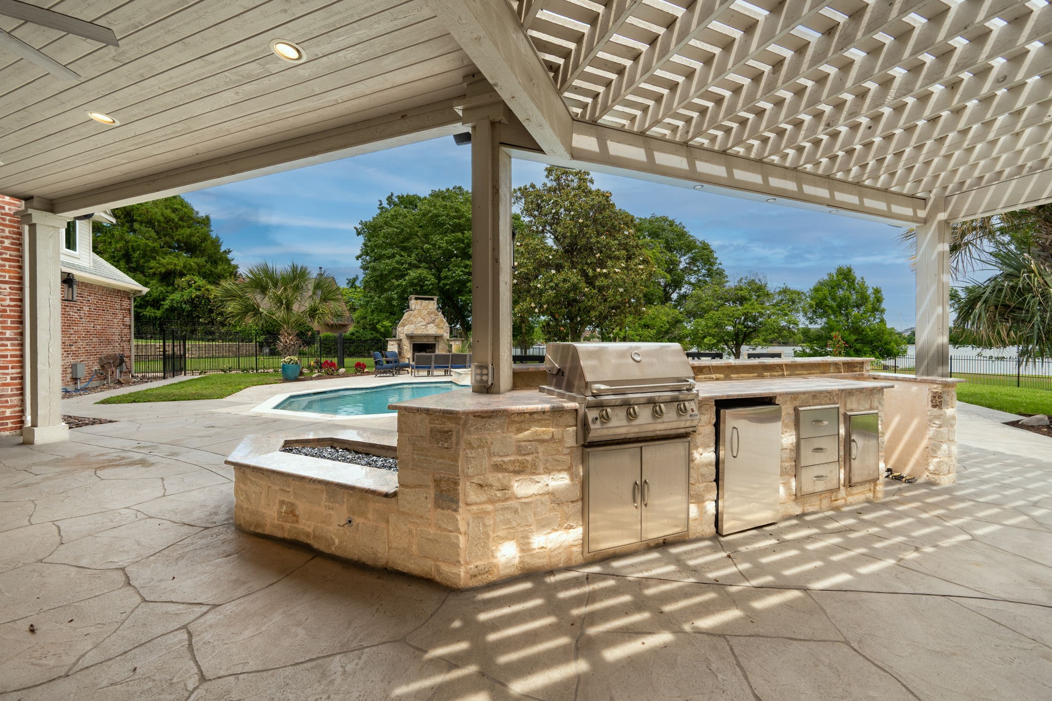 4206 Shadybrook Lane Rowlett TX 75088