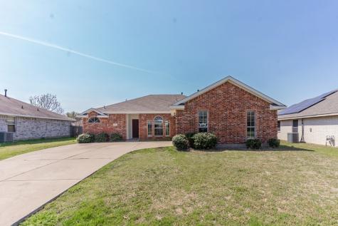 1011 Rio Verde Drive Desoto TX 75115