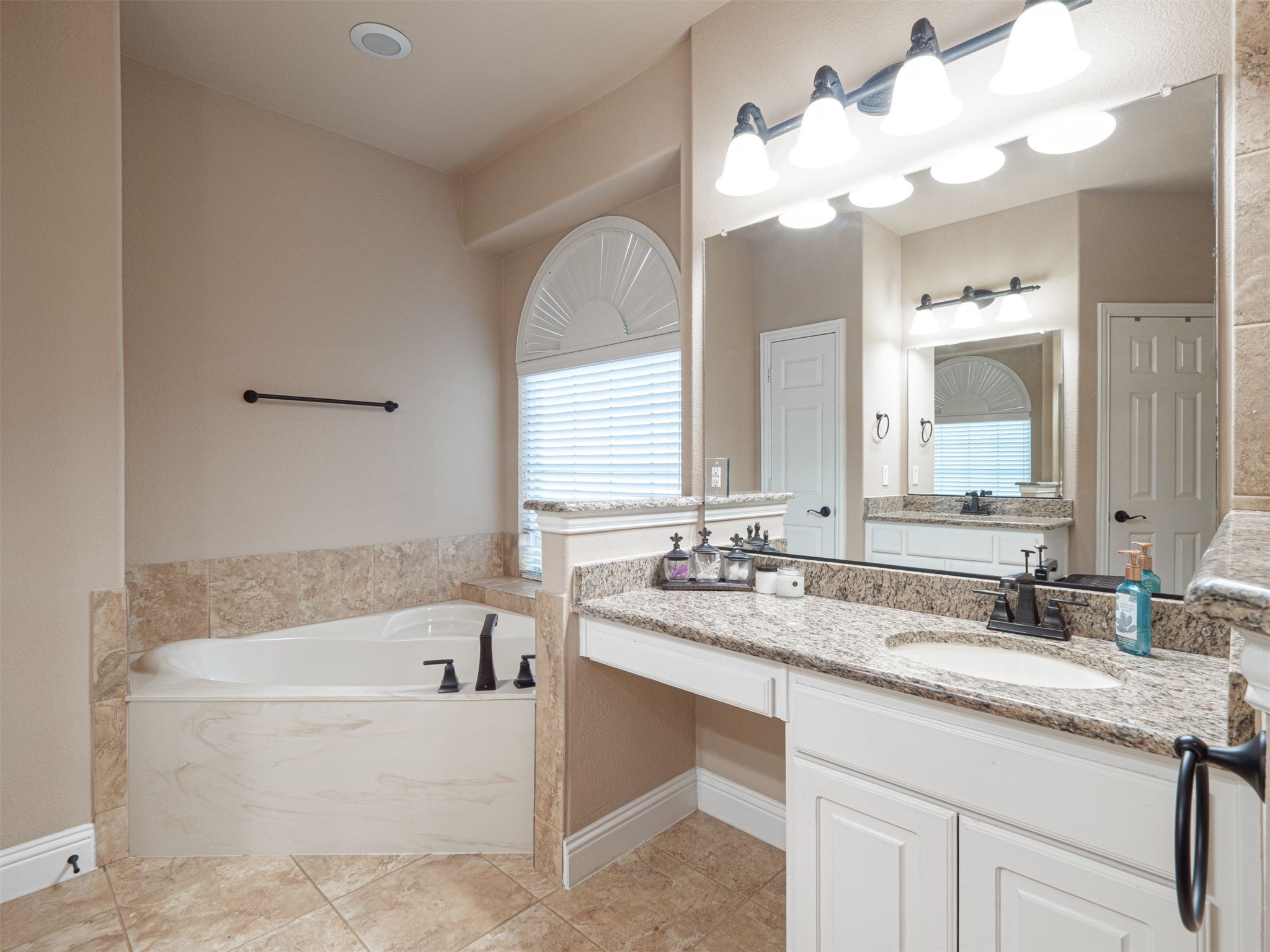4606 Waterford Glen Drive Mansfield TX 76063