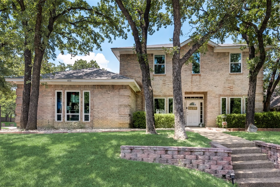 6856 Rolling Ridge Drive North Richland Hills TX 76182