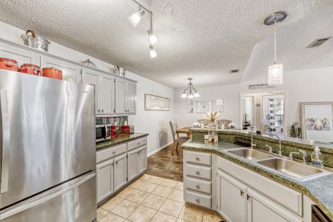 902 Teakwood Lane Desoto TX 75115