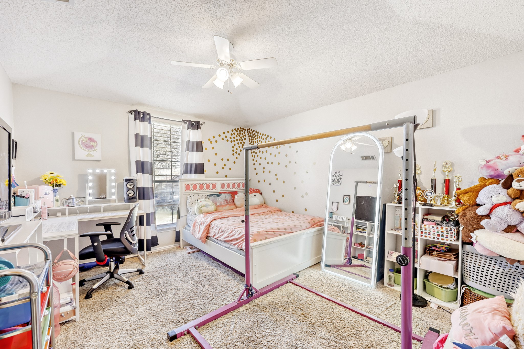 902 Teakwood Lane Desoto TX 75115