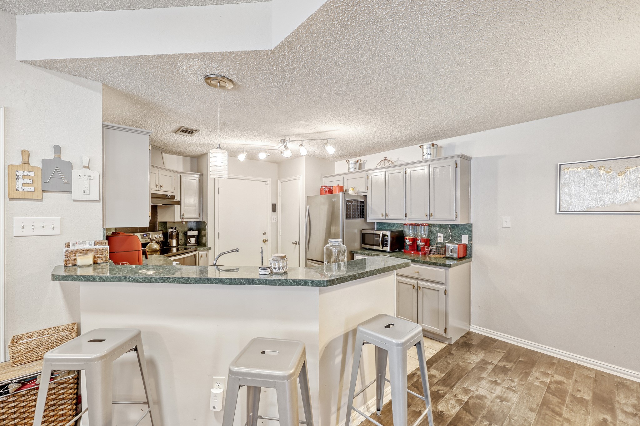 902 Teakwood Lane Desoto TX 75115