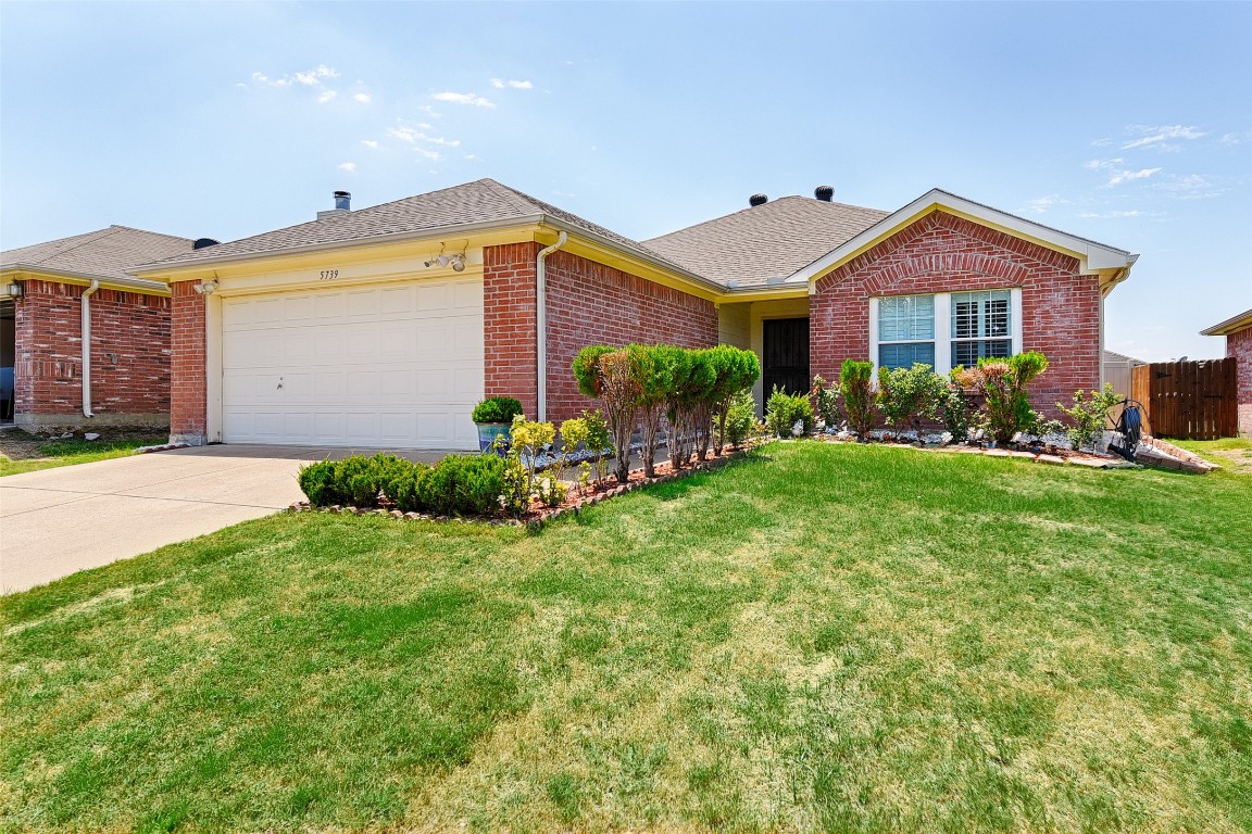 5739 Hunters Bend Lane Dallas TX 75249