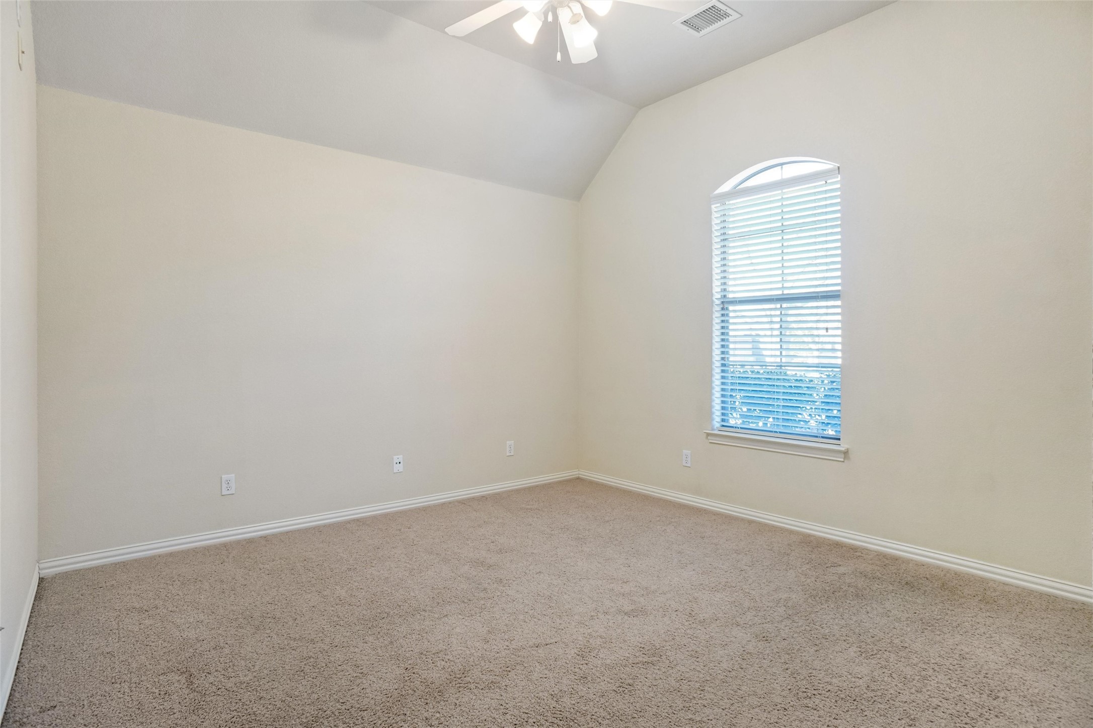 756 Trails End Circle Hurst TX 76054